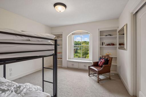 6805 Creston Road, Edina, MN 55435