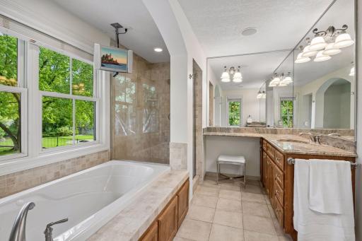 6805 Creston Road, Edina, MN 55435