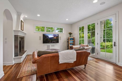 6805 Creston Road, Edina, MN 55435