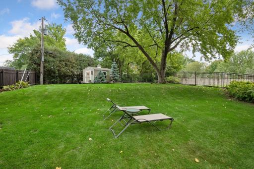 6805 Creston Road, Edina, MN 55435