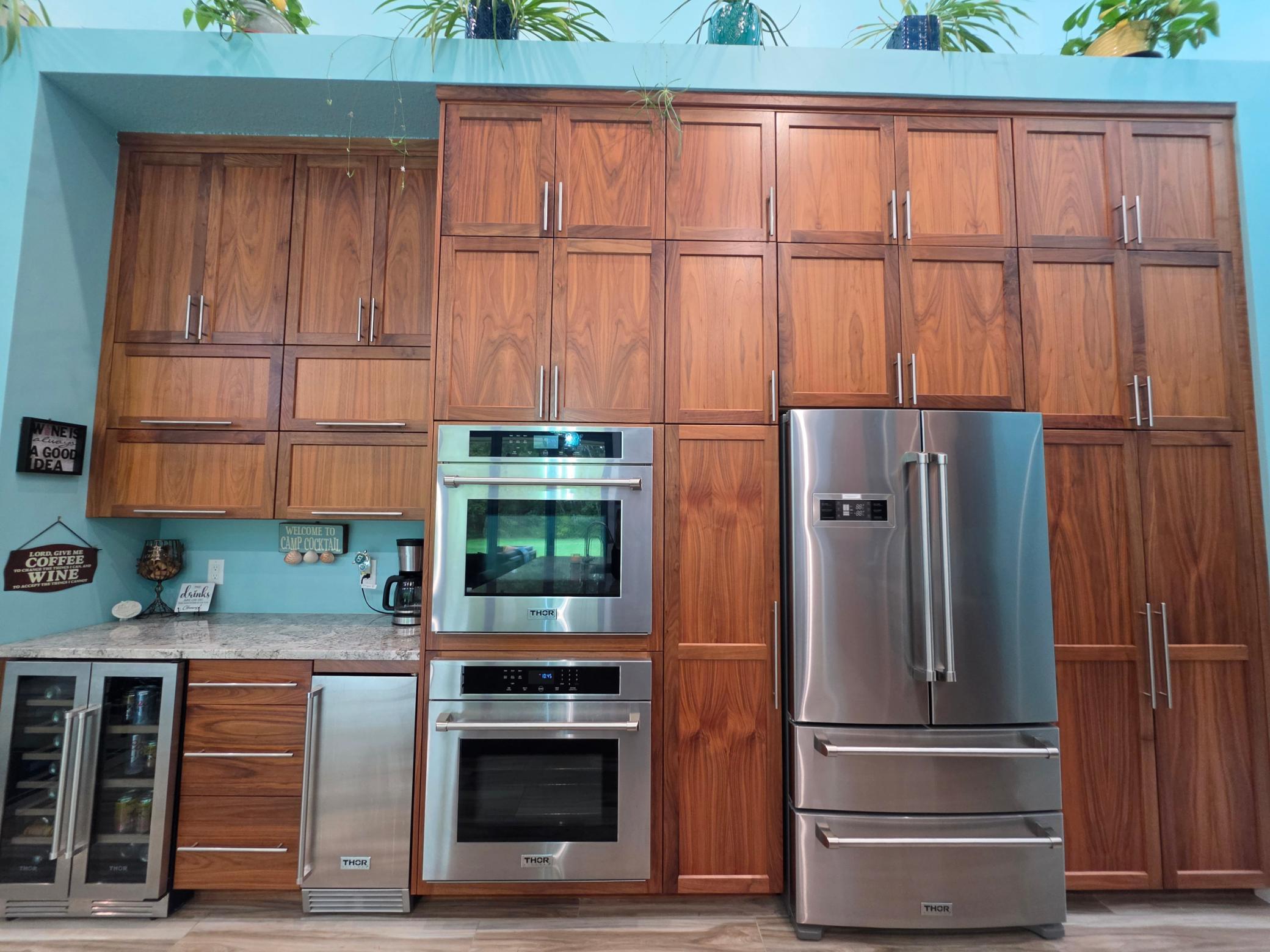 beverage fridge, ice maker, double oven, fridge Thor brand