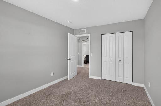 17528 Dunkirk Way, Lakeville, MN 55044