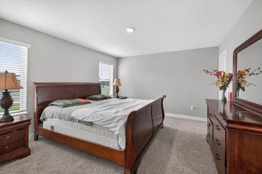 17528 Dunkirk Way, Lakeville, MN 55044
