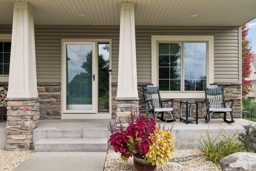 10346 Fallgold Parkway N, Brooklyn Park, MN 55443