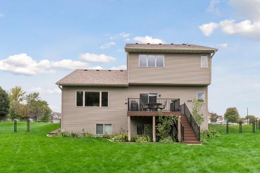 10346 Fallgold Parkway N, Brooklyn Park, MN 55443