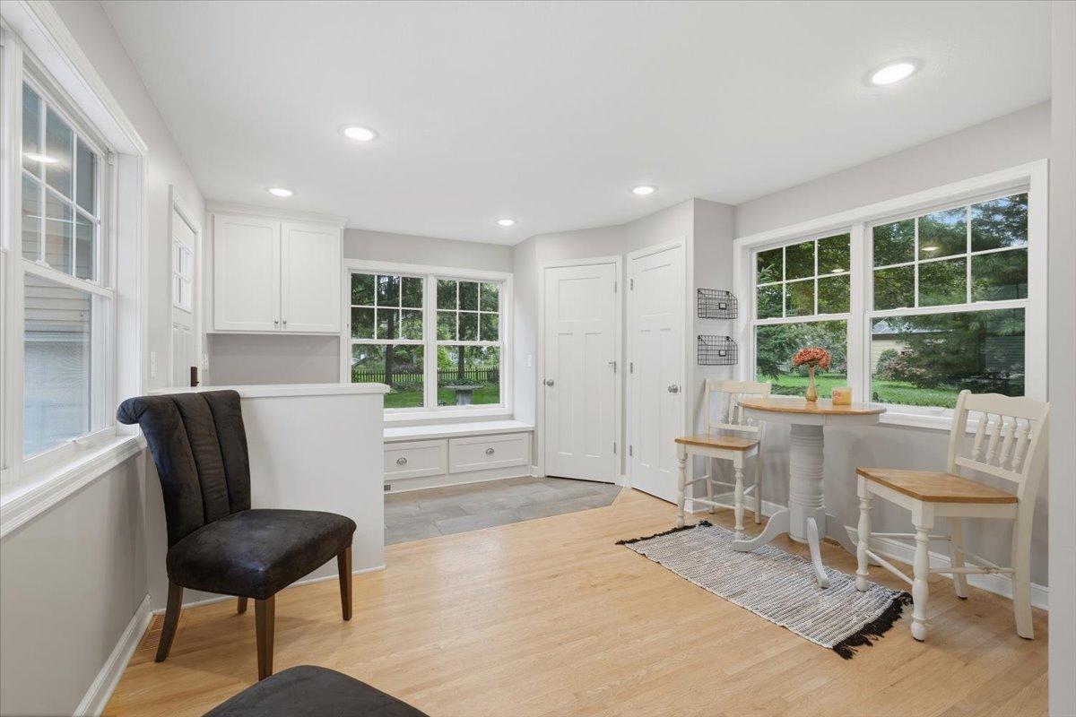 13-Kitchen.jpg
