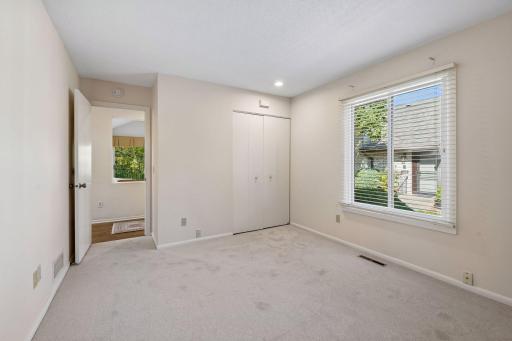 8060 Pennsylvania Road, Bloomington, MN 55438