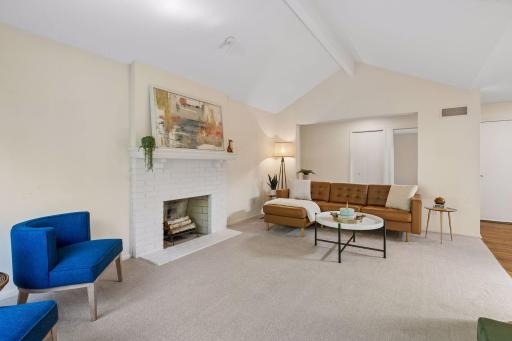 8060 Pennsylvania Road, Bloomington, MN 55438