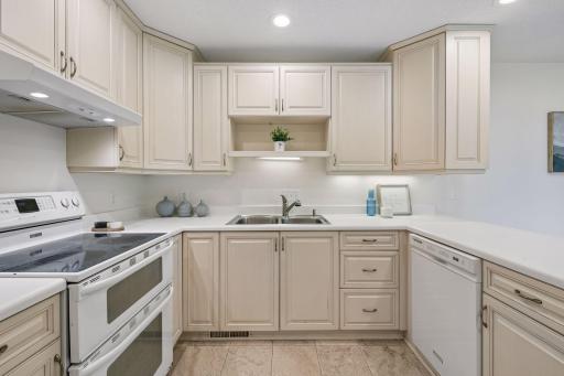 8060 Pennsylvania Road, Bloomington, MN 55438