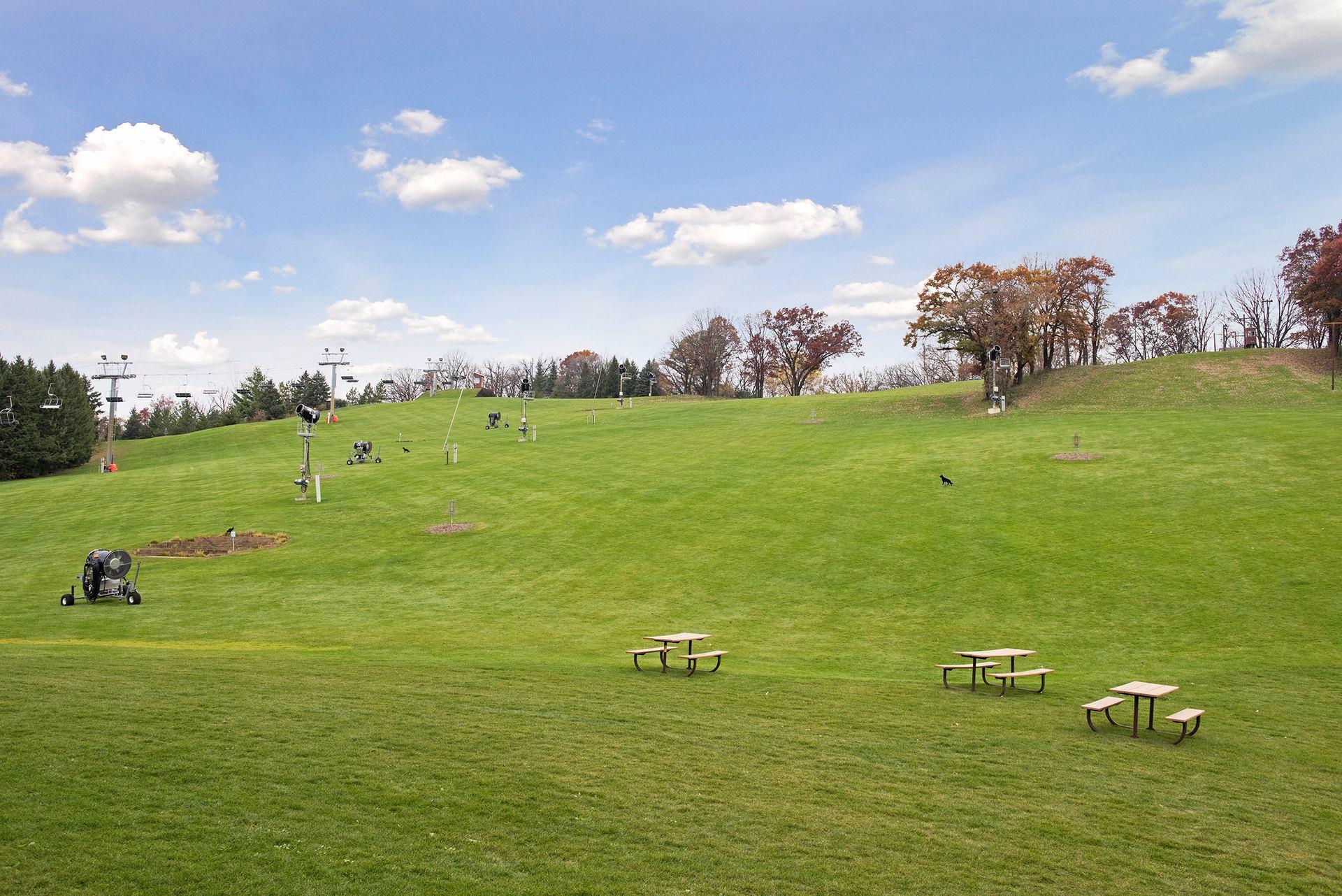 Near walking paths and trails, Bush Lake, Hyland Park, Richardson Nature Center and Braemar Golf Course, with nearby biking, skiing, hiking and disc golf. Easy access to 494 and Hwy 169.