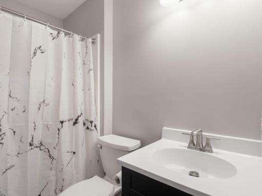 2250 Country Trail W, Jordan, MN 55352