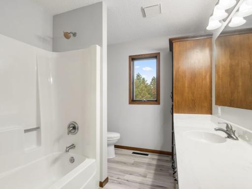 2250 Country Trail W, Jordan, MN 55352