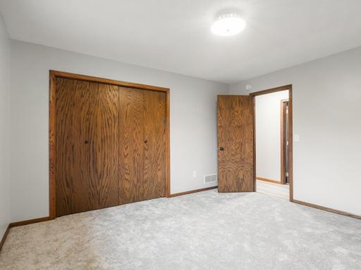 2250 Country Trail W, Jordan, MN 55352