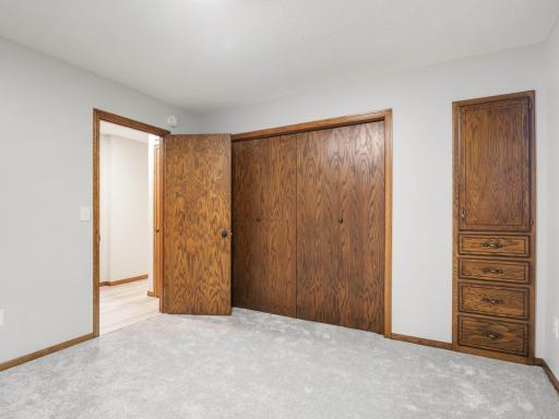2250 Country Trail W, Jordan, MN 55352