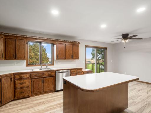 2250 Country Trail W, Jordan, MN 55352