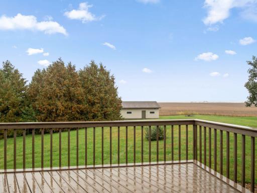 2250 Country Trail W, Jordan, MN 55352