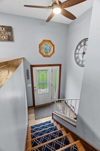 680 Hiawatha Avenue, Vadnais Heights, MN 55127