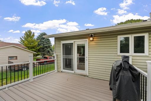 680 Hiawatha Avenue, Vadnais Heights, MN 55127