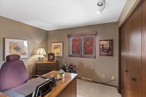 481 Marie Avenue W, Saint Paul, MN 55118
