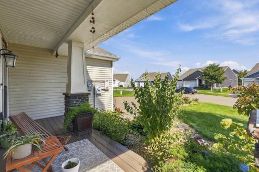 8539 Titanium Circle, Woodbury, MN 55129