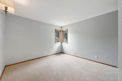 717 81st Avenue NE, Spring Lake Park, MN 55432