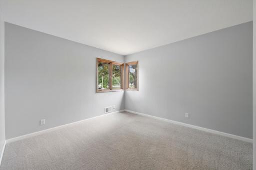 717 81st Avenue NE, Spring Lake Park, MN 55432