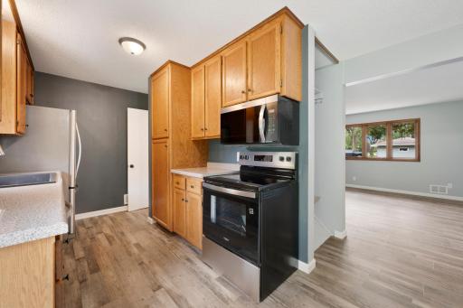 717 81st Avenue NE, Spring Lake Park, MN 55432