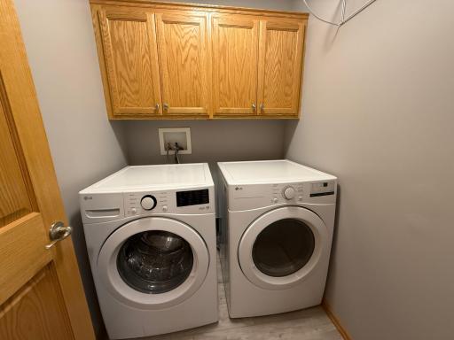 3110 Frontier Drive, Woodbury, MN 55129