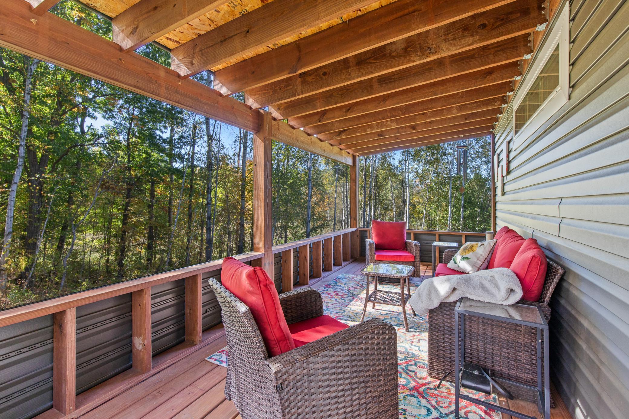 Private screen porch wildlife surrounds