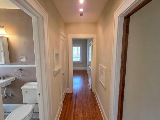 100 W 40th Street, Minneapolis, MN 55409