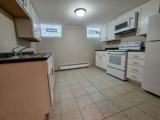 100 W 40th Street, Minneapolis, MN 55409
