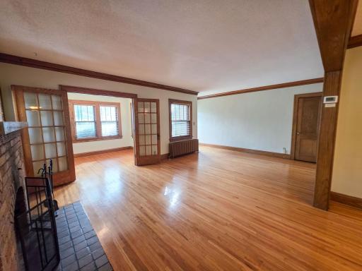 100 W 40th Street, Minneapolis, MN 55409