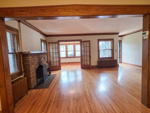 100 W 40th Street, Minneapolis, MN 55409