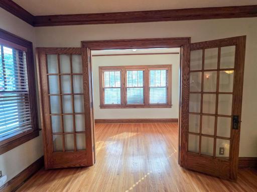 100 W 40th Street, Minneapolis, MN 55409