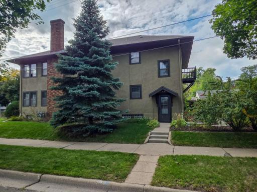 100 W 40th Street, Minneapolis, MN 55409