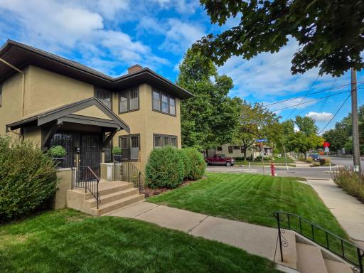 100 W 40th Street, Minneapolis, MN 55409