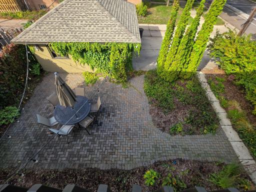 100 W 40th Street, Minneapolis, MN 55409