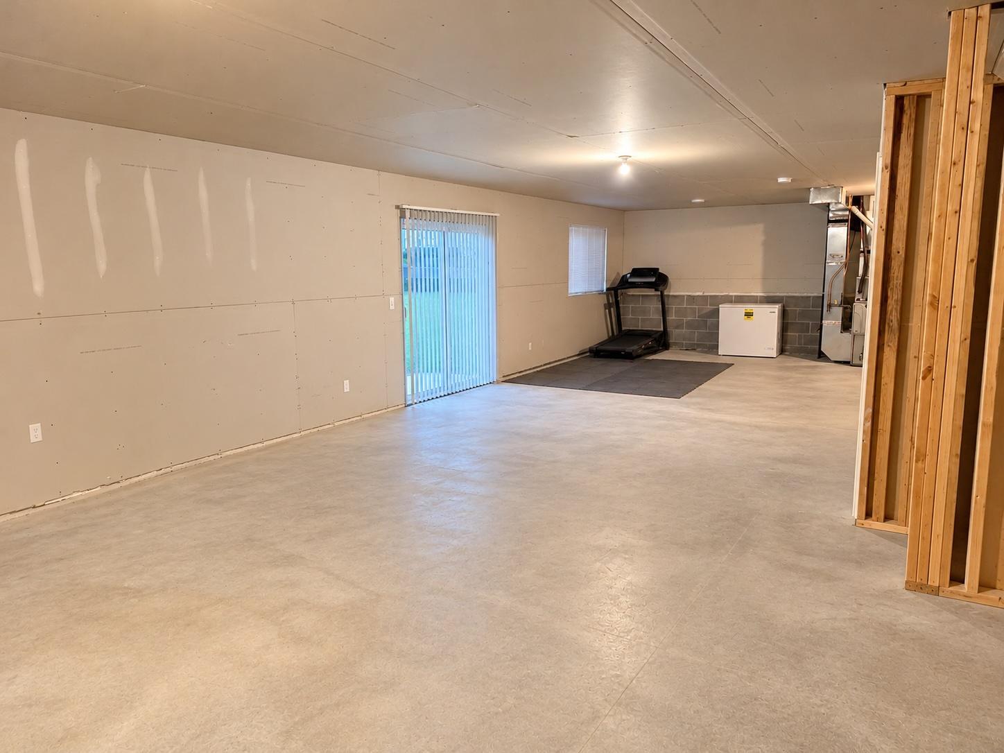 basement 2.jpg