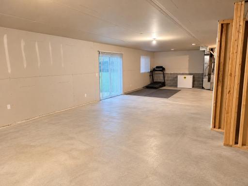 2161 Maple Street SW, Howard Lake, MN 55349