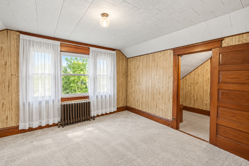 209 4th Avenue S, Sauk Rapids, MN 56379