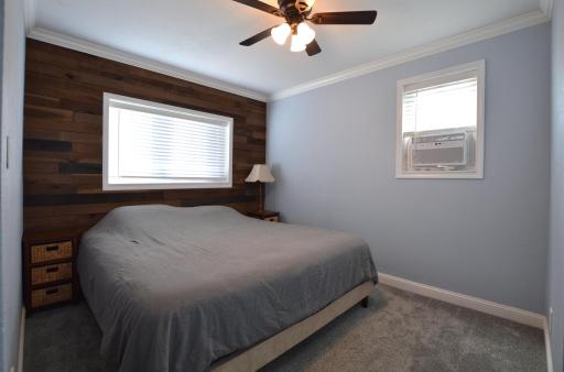 855 Cottage Avenue E, Saint Paul, MN 55106
