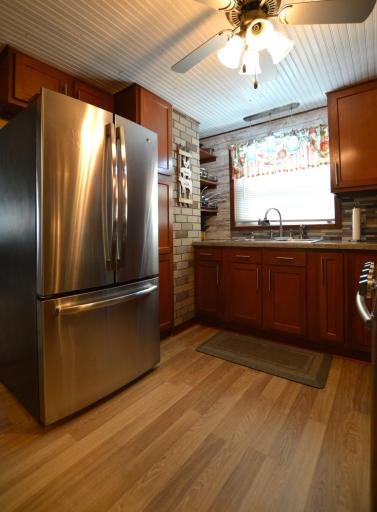 855 Cottage Avenue E, Saint Paul, MN 55106