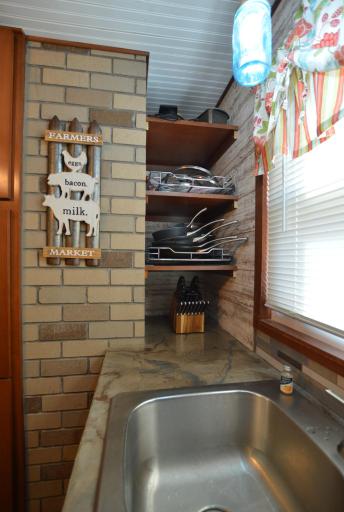 855 Cottage Avenue E, Saint Paul, MN 55106