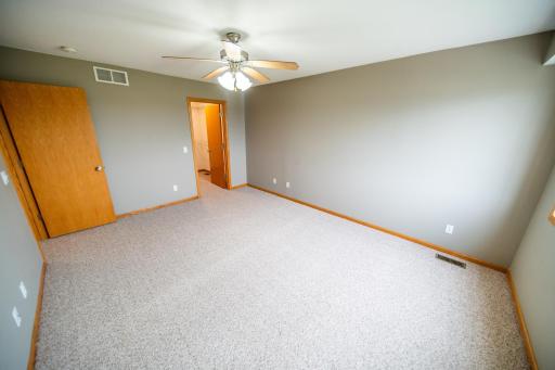 733 Baylee Place SW, Pine Island, MN 55963