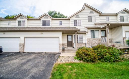 733 Baylee Place SW, Pine Island, MN 55963
