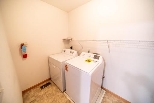 733 Baylee Place SW, Pine Island, MN 55963