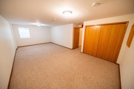 733 Baylee Place SW, Pine Island, MN 55963