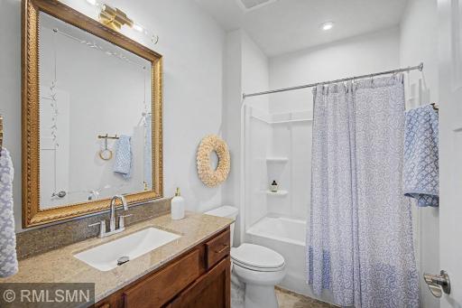 8890 Irving Boulevard N, Lake Elmo, MN 55042