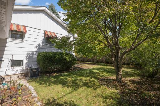 4617 W 90th Street, Bloomington, MN 55437