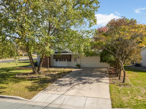 4617 W 90th Street, Bloomington, MN 55437